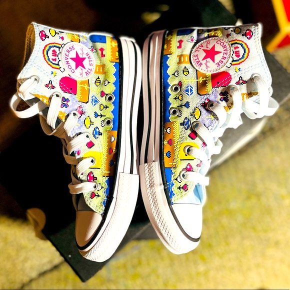 **SOLD** ✨NEW✨ Converse ‘Gamer’Chuck Taylor All-Star High, Youth Size 1 - $45 - Picture 3 of 11